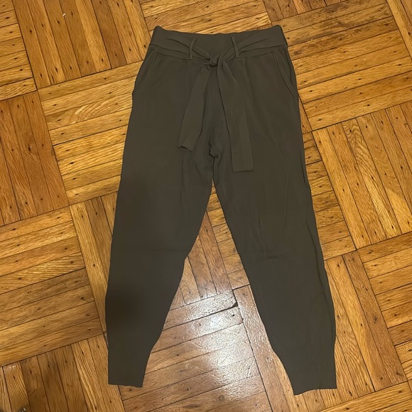 Zara Knit High Waist Army Green Jogger Pants - Picture 1 of 4